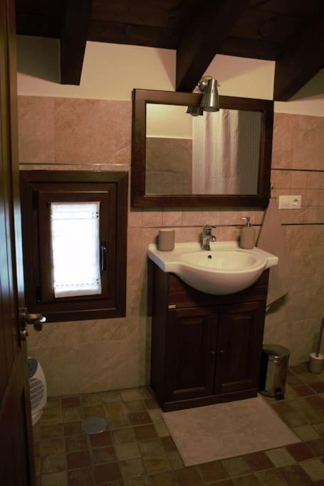 La Casa 44, Con Spa Opcional Sariego Exterior foto